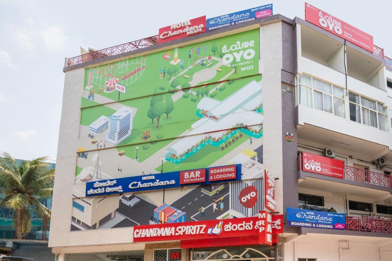 Oyo 16123 Chandana Deluxe Bangalore Exterior foto